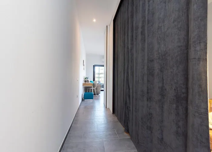 Always Traveling Near The Center - Happy * オルビア