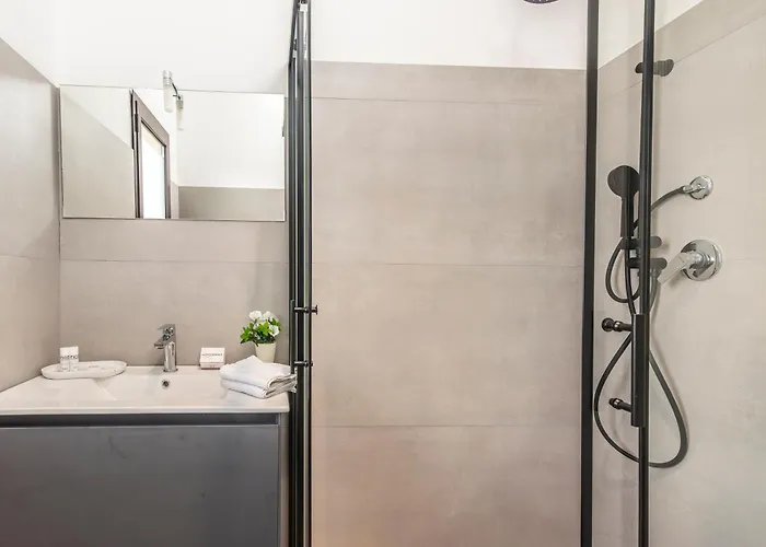 Always Traveling Near The Center - Happy Апартаменты